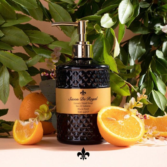 Black Pearl nestesaippua 500 ml, Vegaaninen ja kosteuttava